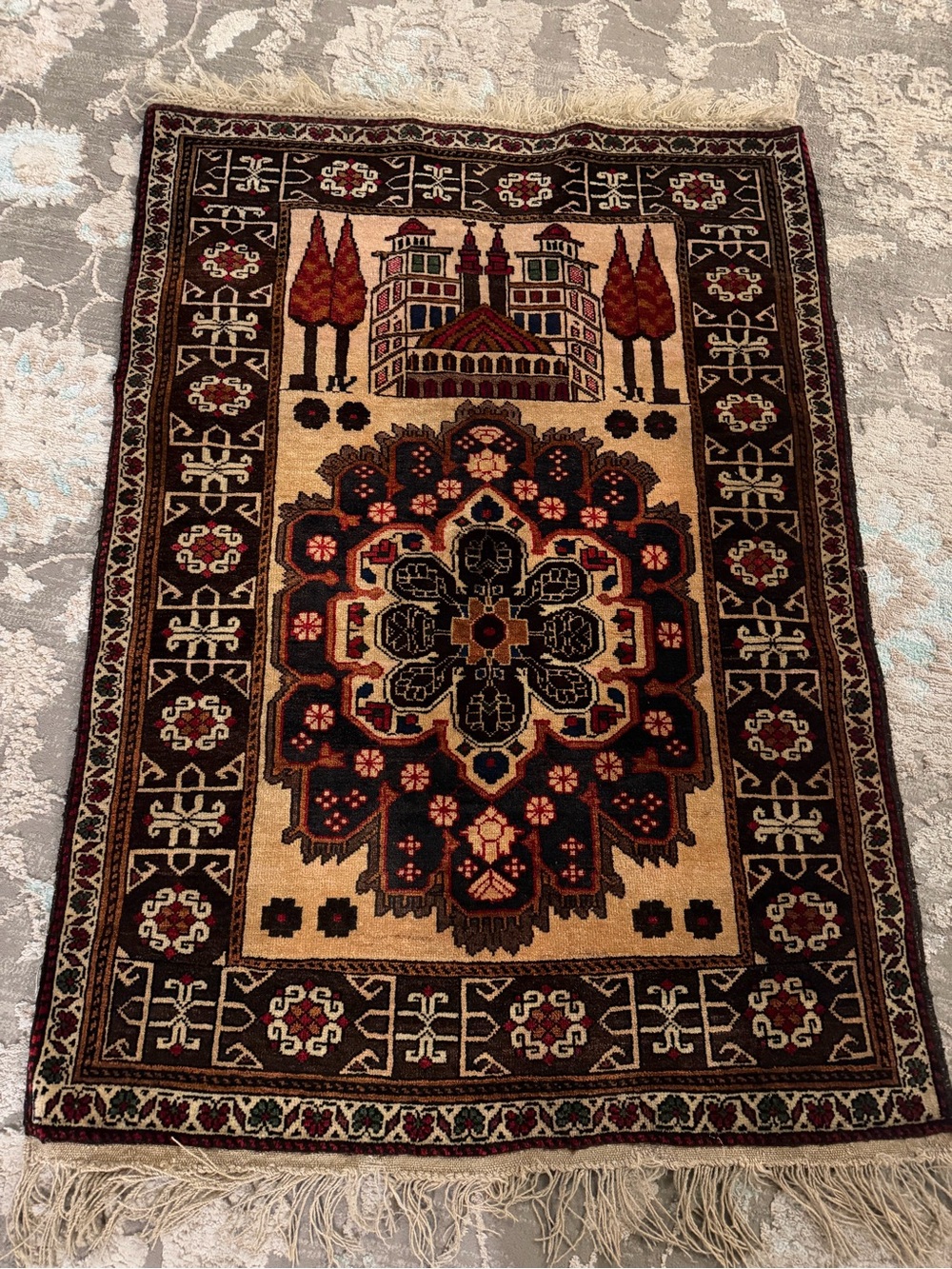 Muslim Prayer Rug - Picture 4 of 4